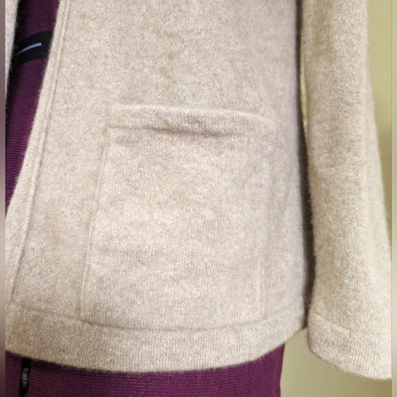 Vintage Soft Beige Thick Cashmere Cardigan - Picture 3 of 8